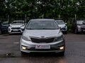 2015 Kia Rio III, серебристый, 665000 рублей - вид 2