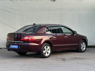 2012 Skoda Superb II, красный, 1100000 рублей, вид 4