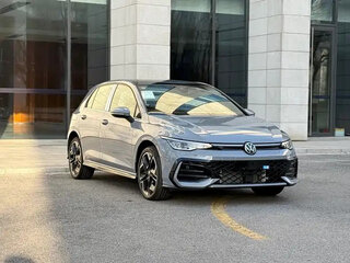 2025 Volkswagen Golf VIII Рестайлинг, серый, 2701222 рублей, вид 1