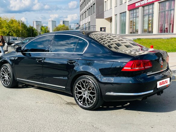 2011 Volkswagen Passat B7, чёрный - вид 1