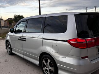 2007 Honda Elysion I Рестайлинг, серебристый, 750000 рублей, вид 5
