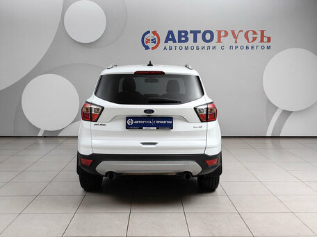 2019 Ford Kuga II Рестайлинг, белый, 1425000 рублей, вид 4