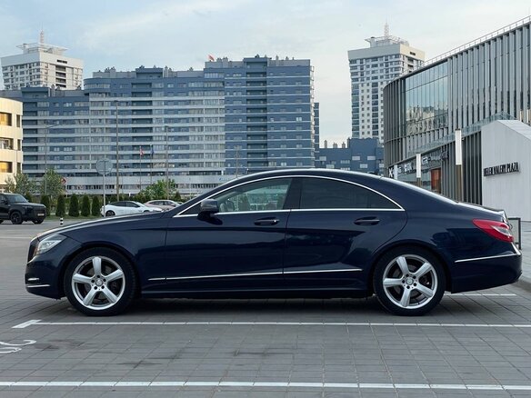 2013 Mercedes-Benz CLS 350 II (C218), синий, 1680000 рублей - вид 6