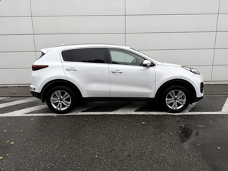 2017 Kia Sportage IV, белый, 1950000 рублей, вид 4