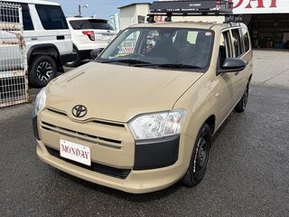 2021 Toyota Probox I Рестайлинг, бежевый, 1050000 рублей, вид 1