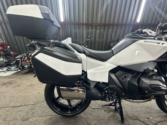 2025 BMW R 1300 RT, белый, 3200000 рублей - вид 21