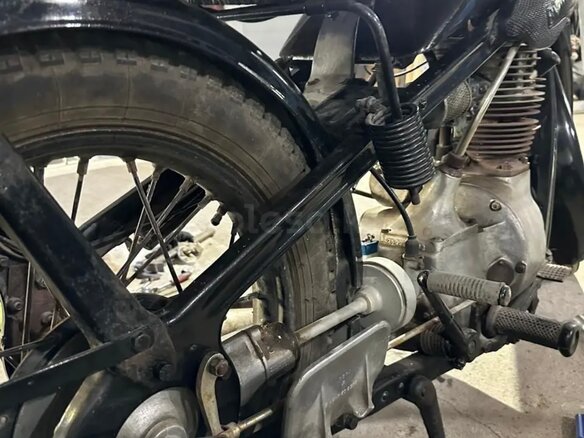 1951 BMW R 35, чёрный, 1000000 рублей - вид 4