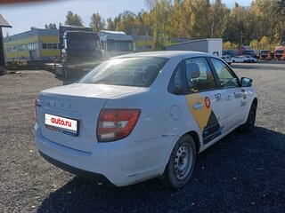2023 Lada (ВАЗ) Granta I Рестайлинг, белый, 450000 рублей, вид 3