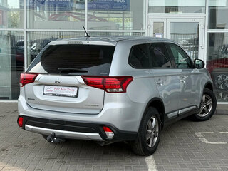 2015 Mitsubishi Outlander III Рестайлинг 2, серебристый, 1619000 рублей, вид 2