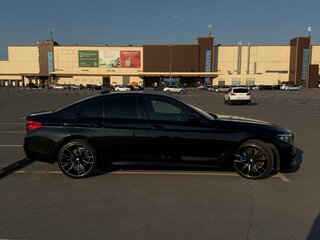 2017 BMW 5 серии 520i VII (G30/G31/G38), чёрный, 2550000 рублей, вид 3