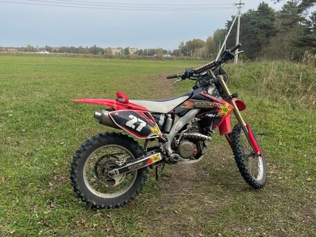 2005 Honda CRF 450X, красный, 405000 рублей, вид 3