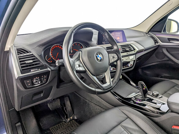 2020 BMW X3 20i xDrive III (G01), синий, 3850000 рублей - вид 15
