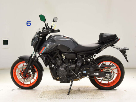 2021 Yamaha MT-07 (FZ-07), серый, 820000 рублей, вид 2