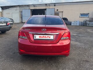 2015 Hyundai Solaris I Рестайлинг, красный, 900000 рублей, вид 4