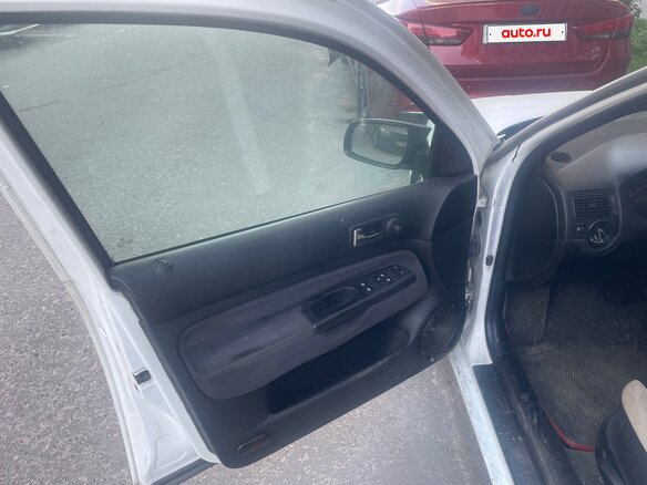 1999 Volkswagen Golf IV, белый, 180000 рублей - вид 8