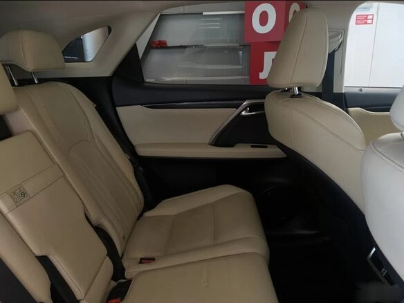 2021 Lexus RX 300 IV Рестайлинг, белый, 4850000 рублей - вид 9