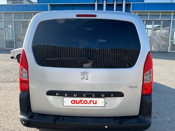 2010 Peugeot Partner II, серебристый, 620000 рублей - вид 1