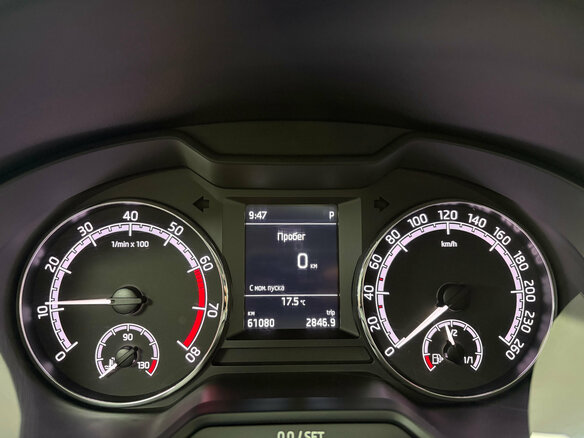 2019 Skoda Octavia III (A7) Рестайлинг, белый, 1840000 рублей - вид 14