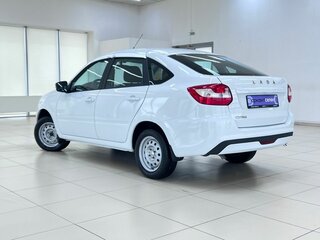 2026 Lada (ВАЗ) Granta I Рестайлинг, белый, 950000 рублей, вид 4