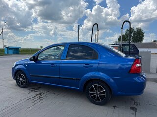 2010 Chevrolet Aveo I Рестайлинг, синий, 400000 рублей, вид 4