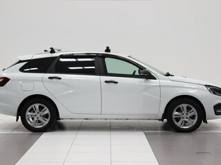 2024 Lada (ВАЗ) Vesta SW I Рестайлинг (NG), белый, 1327000 рублей, вид 5