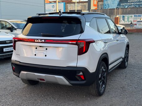 2026 Kia Seltos I Рестайлинг, белый, 2890000 рублей, вид 4