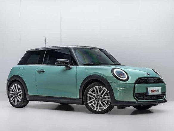2025 Mini Hatch C IV (F65/F66/J01), зелёный, 3520000 рублей - вид 2