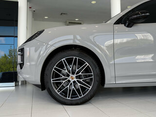 2026 Porsche Cayenne III Рестайлинг, серый, 18500000 рублей, вид 4