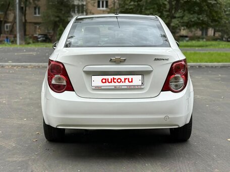 2012 Chevrolet Aveo II, белый, 375000 рублей, вид 4