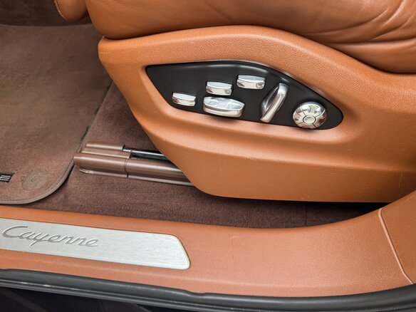 2019 Porsche Cayenne III, чёрный, 6298000 рублей - вид 13
