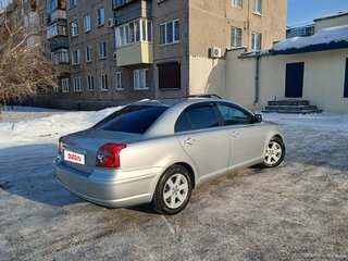 2007 Toyota Avensis II Рестайлинг, серебристый, 750000 рублей, вид 4