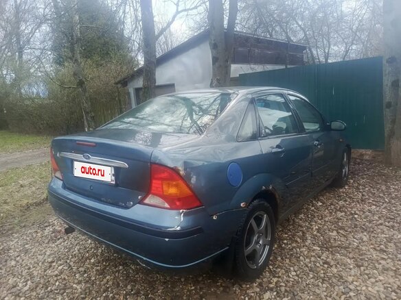 2002 Ford Focus I Рестайлинг, зелёный - вид 2