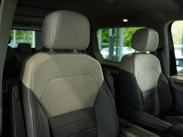 2023 Volkswagen Multivan T7, чёрный, 4790007 рублей - вид 19