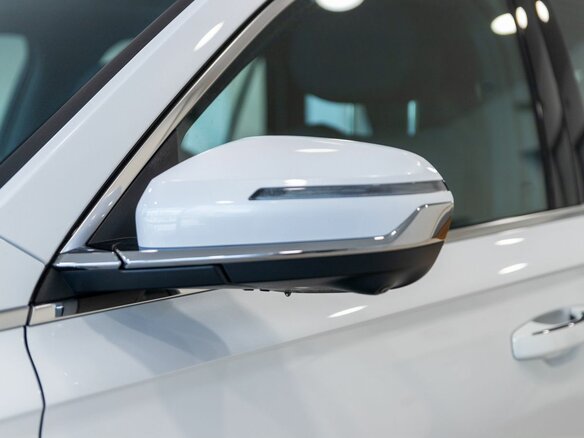2026 Geely Monjaro I, белый, 4954990 рублей - вид 11