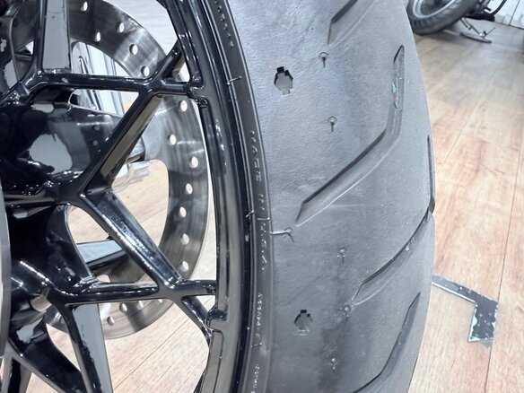 2018 Harley-Davidson Road Glide, пурпурный, 1899000 рублей - вид 39