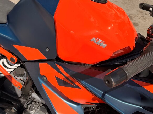 2022 KTM RC 390, синий, 480000 рублей - вид 16