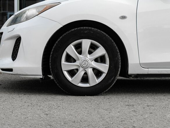 2012 Mazda 3 II (BL) Рестайлинг, белый, 710000 рублей - вид 8