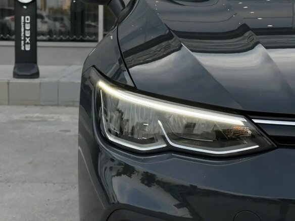 2021 Volkswagen Golf VIII, серый - вид 12