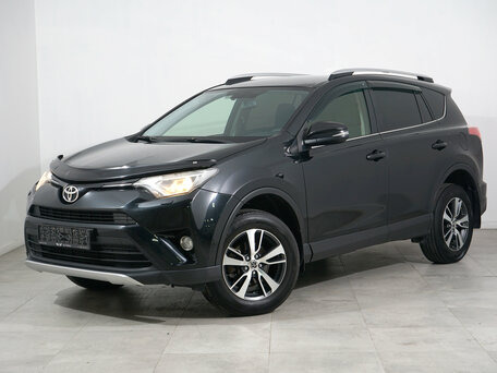 Toyota RAV4 IV (XA40) Рестайлинг