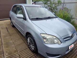 2005 Toyota Corolla IX (E120, E130) Рестайлинг, серебристый, 480000 рублей, вид 2