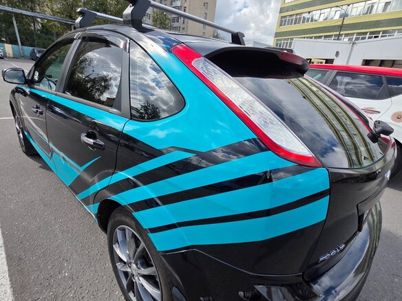 2010 Ford Focus II Рестайлинг, чёрный, 700000 рублей - вид 10
