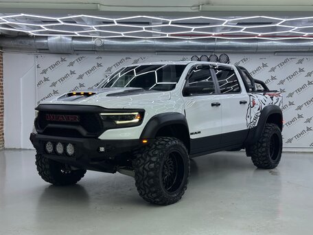Ram 1500 V