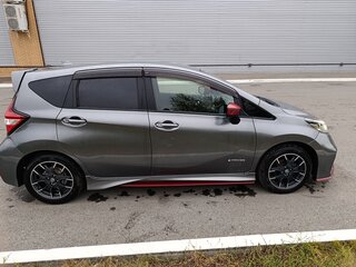 2018 Nissan Note Nismo e-Power II Рестайлинг, серый, 1170000 рублей, вид 3
