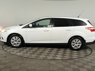 2013 Ford Focus III, белый, 660000 рублей, вид 4