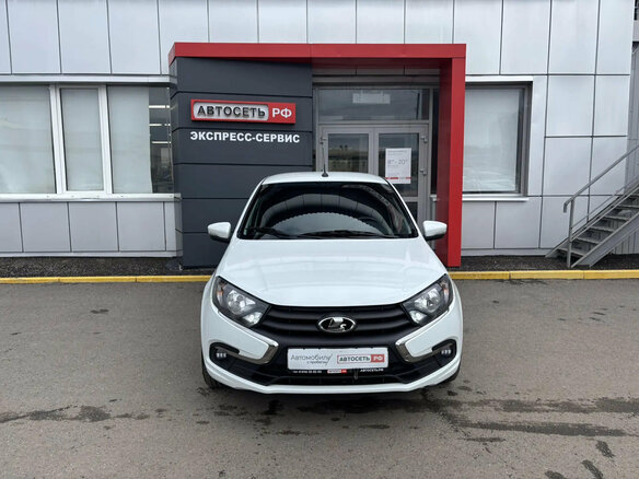 2023 Lada (ВАЗ) Granta I Рестайлинг, белый - вид 1