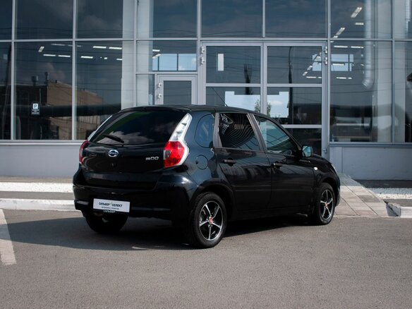 2017 Datsun mi-DO, чёрный, 570000 рублей - вид 1