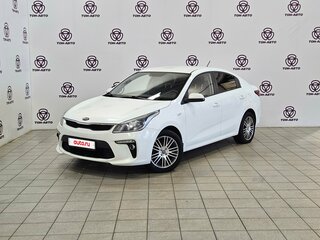 2019 Kia Rio IV, белый, 1265000 рублей, вид 1