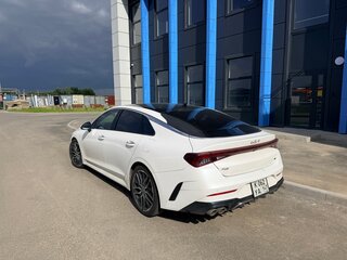 2021 Kia K5 III, белый, 3300000 рублей, вид 5