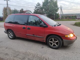 2000 Dodge Caravan III, красный, 170000 рублей, вид 3