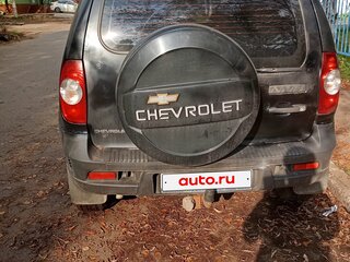 2012 Chevrolet Niva I Рестайлинг, чёрный, 360000 рублей, вид 3